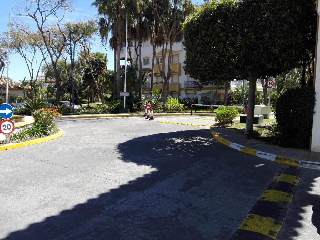 Ferienwohnung Atico Dama de Noche Marbella Exterior foto