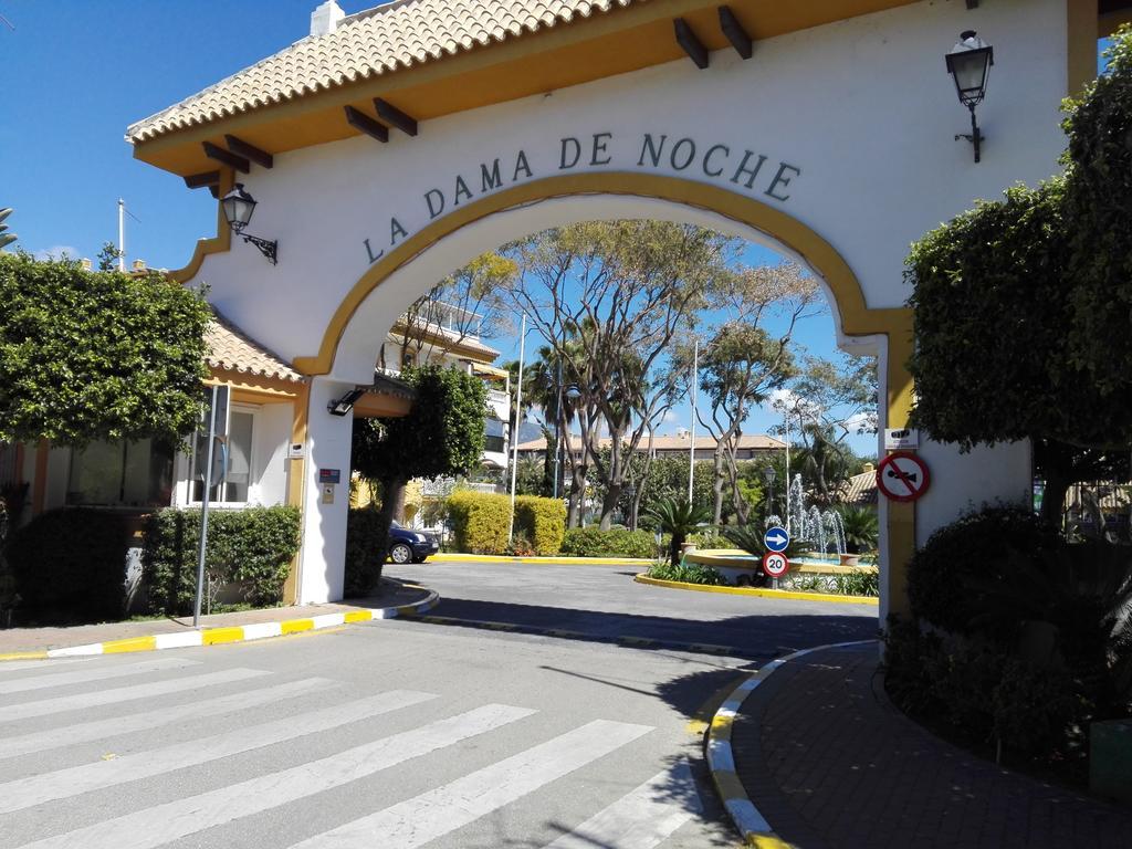 Ferienwohnung Atico Dama de Noche Marbella Exterior foto