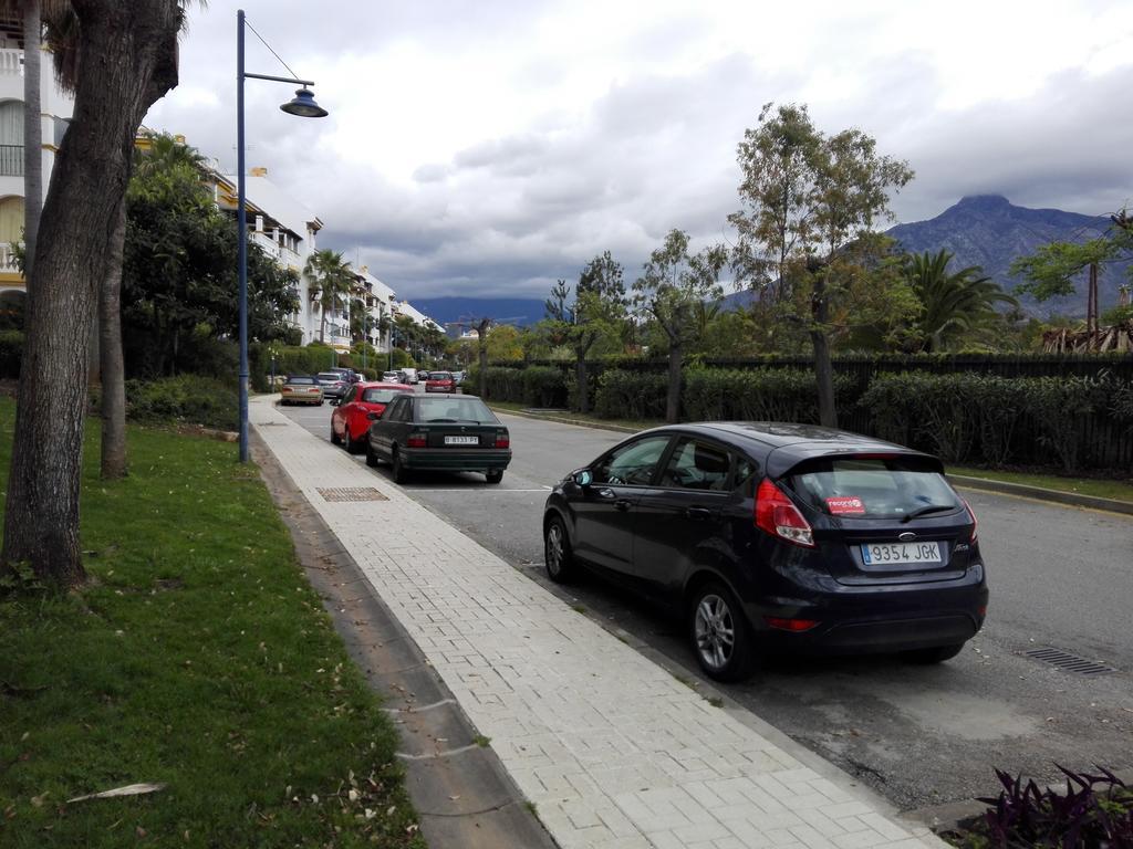 Ferienwohnung Atico Dama de Noche Marbella Exterior foto